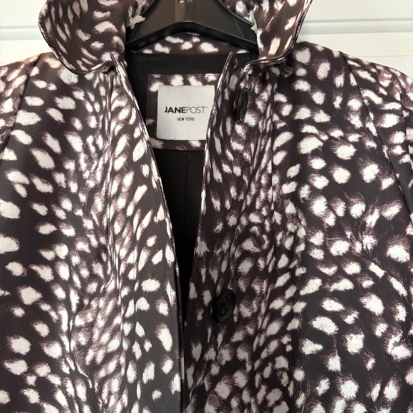 Jane Post Slicker - Picture 7 of 7